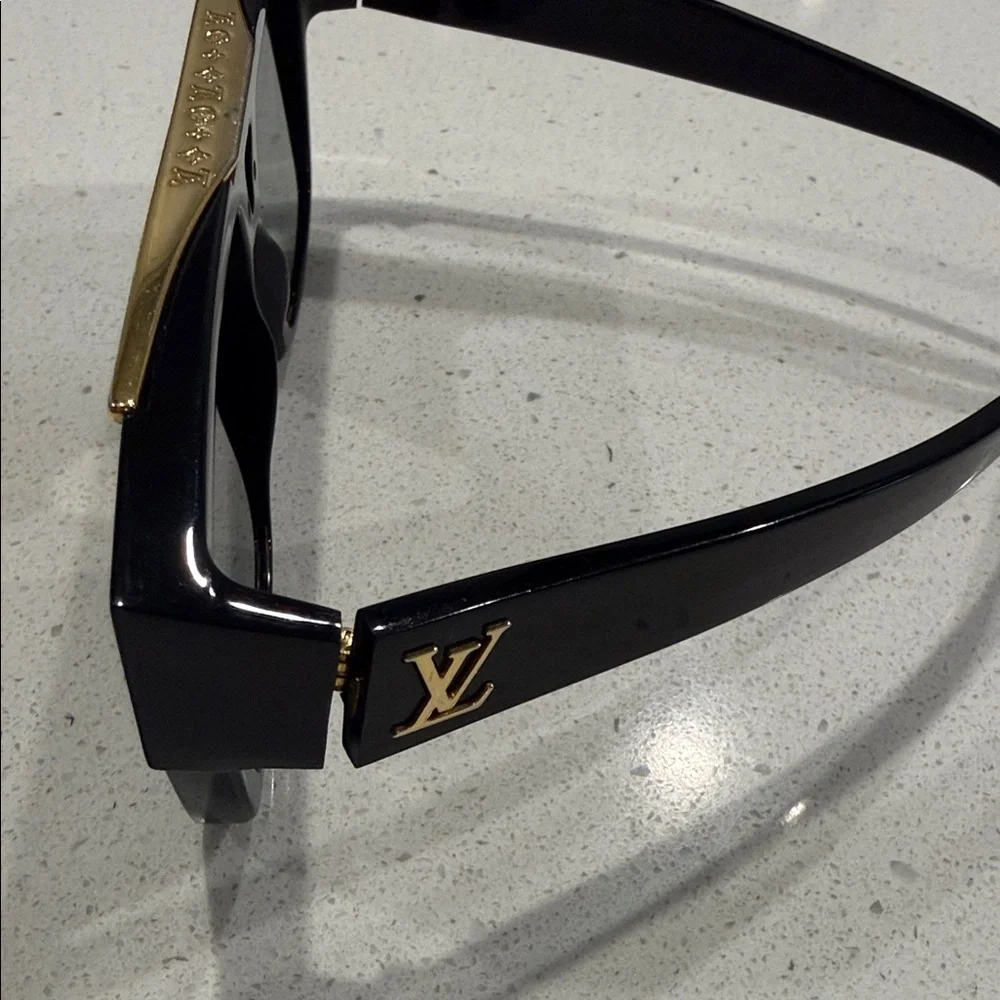 Louis Vuitton Black Sunglasses with Gold Accents - Picture 2 of 7